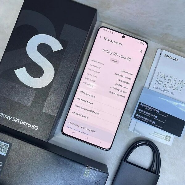 Brand new galaxy S21 Ultra 5G 256gb/12gb ram 5000mAh battery