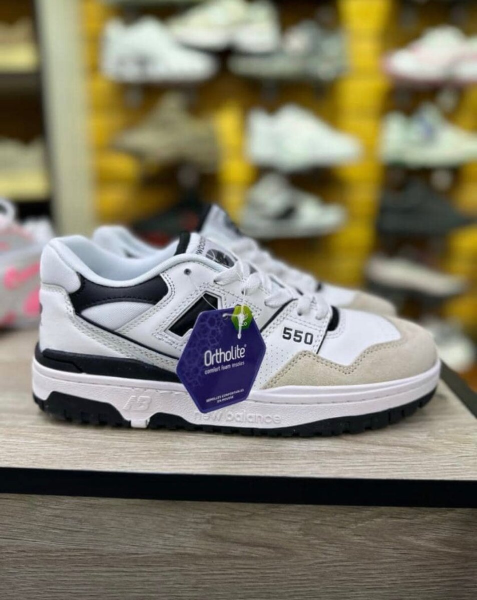 New Balance 550