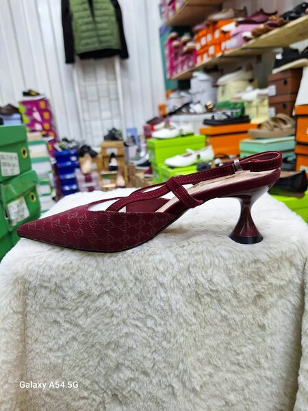 туфли на маленьких каблуках