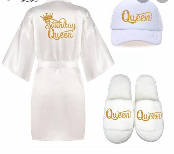 Peignoir + Pentoufle +cache œil ,et casquette  ou echap