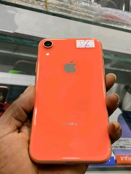 iPhone XR 64GB Corail