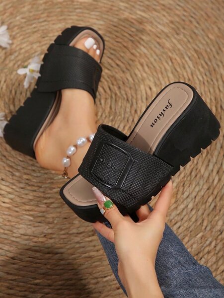 Sandales Compensées Noires Chic