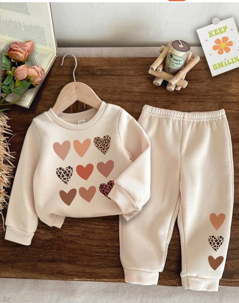 Chic vêtements des filles