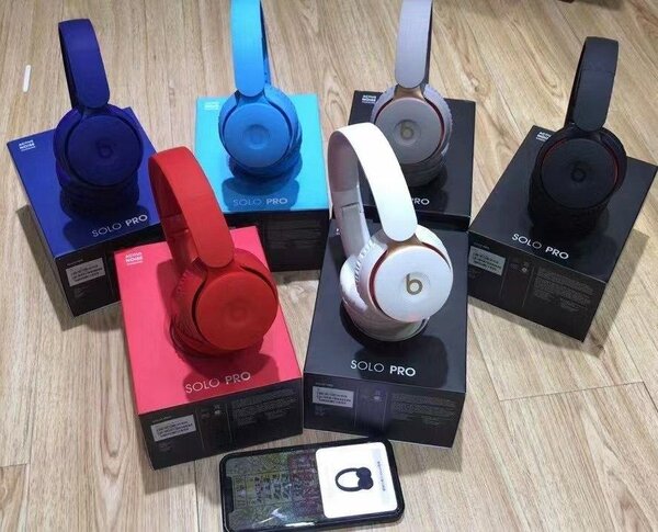 Beats Solo Pro 3 Headsets with Active Noise Cancellation