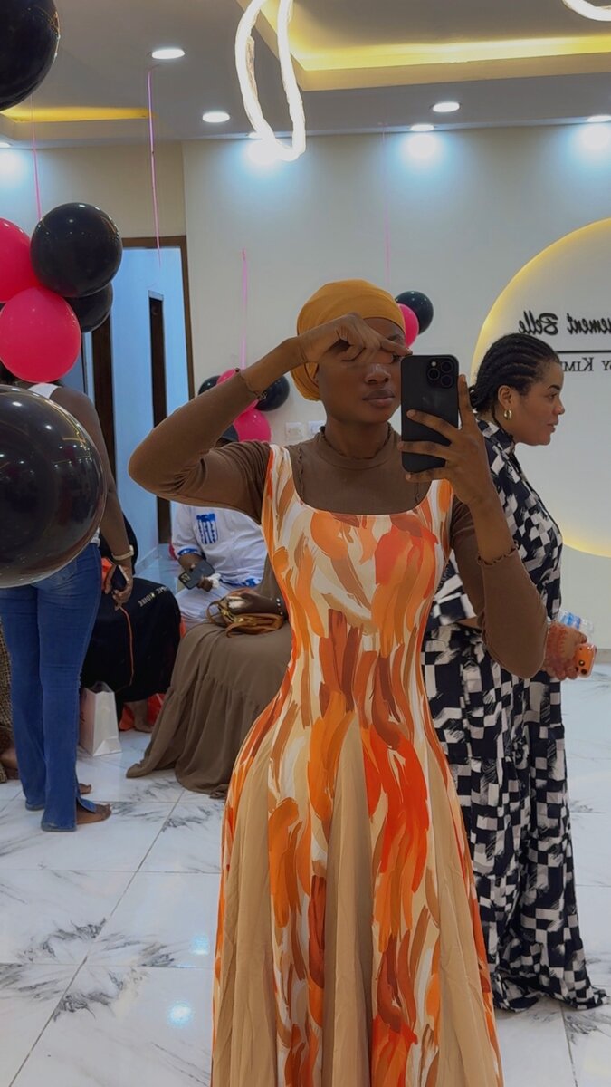 Robe Longue Fluide Éclatante