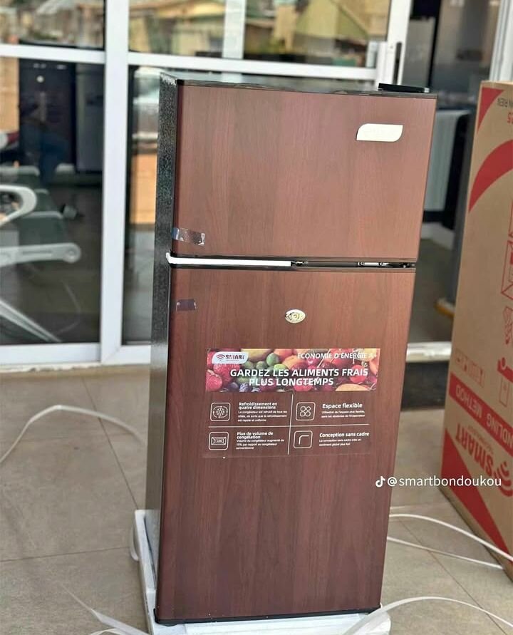 Mini réfrigérateur compact noir