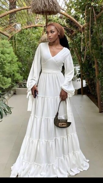 Robe élégante longue polyvalente