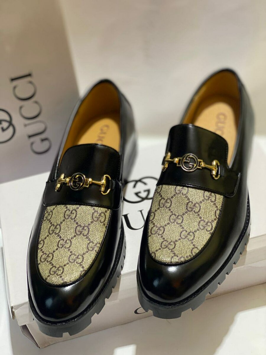 Mocassins en cuir Gucci élégants