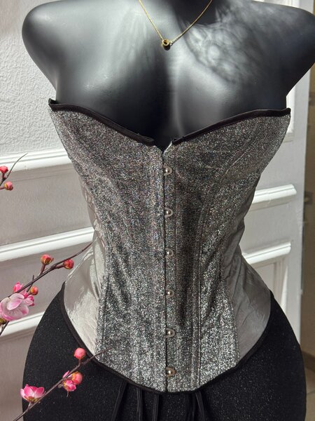 Corset en Satin Scintillant