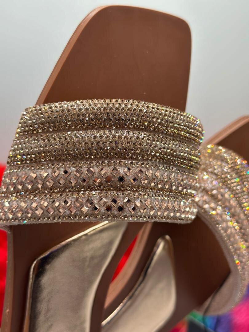 Ladies cute slippers