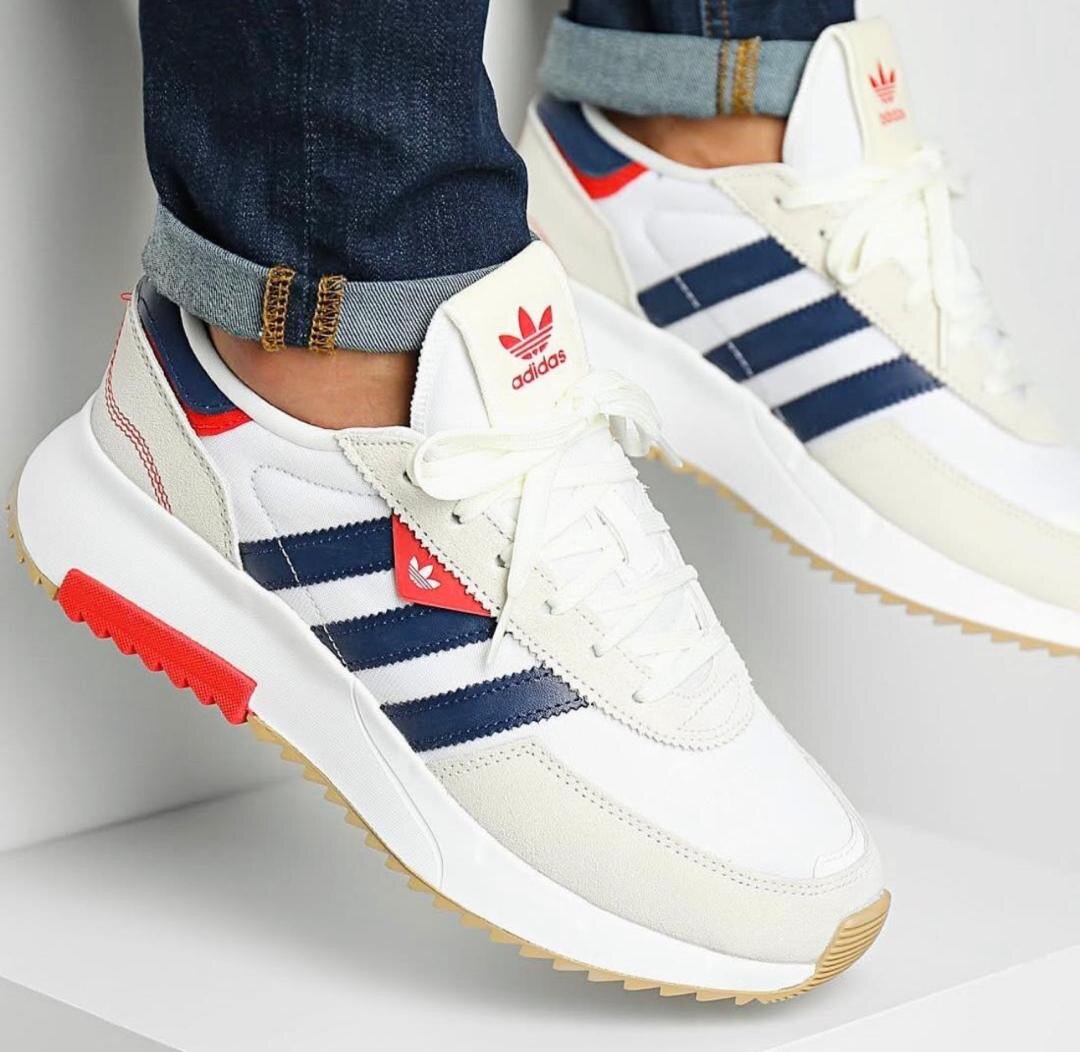 Chaussures de sport Adidas