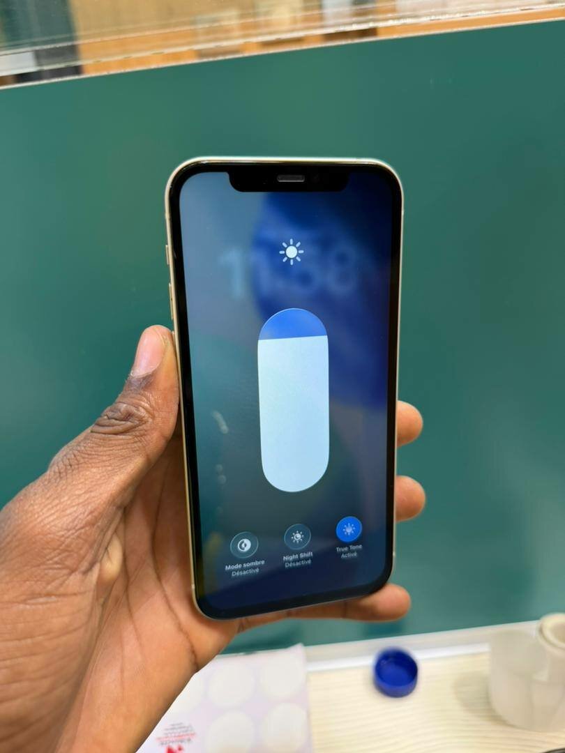 iPhone 12 Simple 64 Go