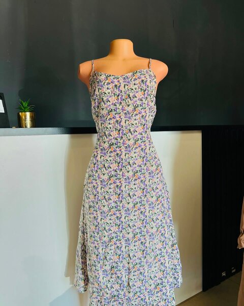  women's beautiful dress 
