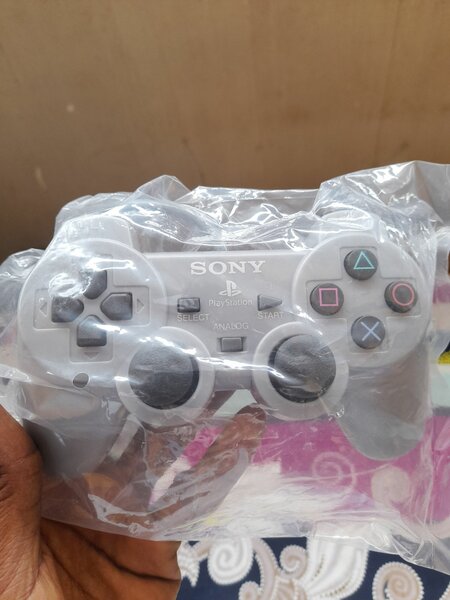 Manette PS2 grise importée