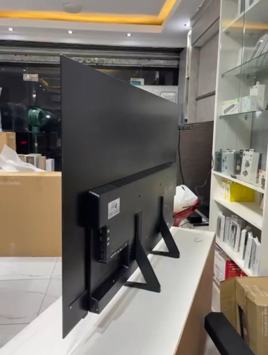 55 Samsung OLED S90D Smart TV