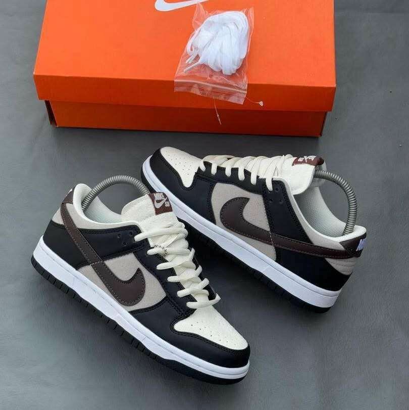 Nike Dunk Low noir et blanc