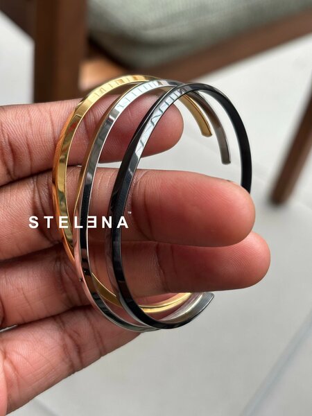 Bracelet jonc en acier