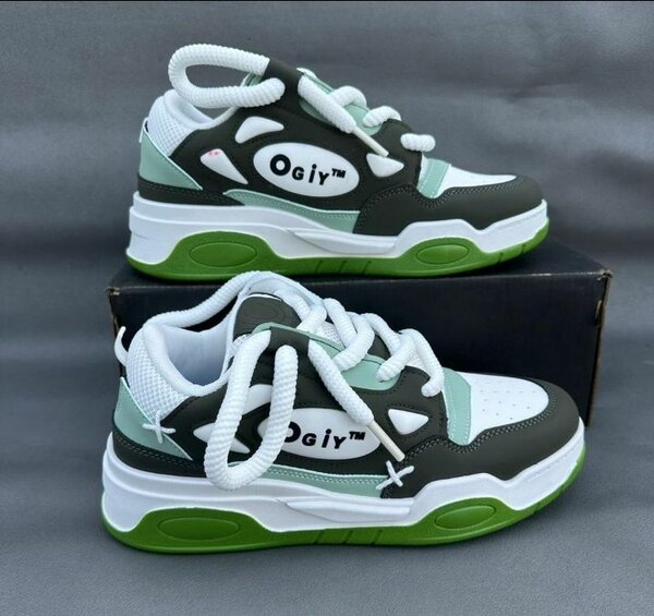 Baskets colorées Ogiy