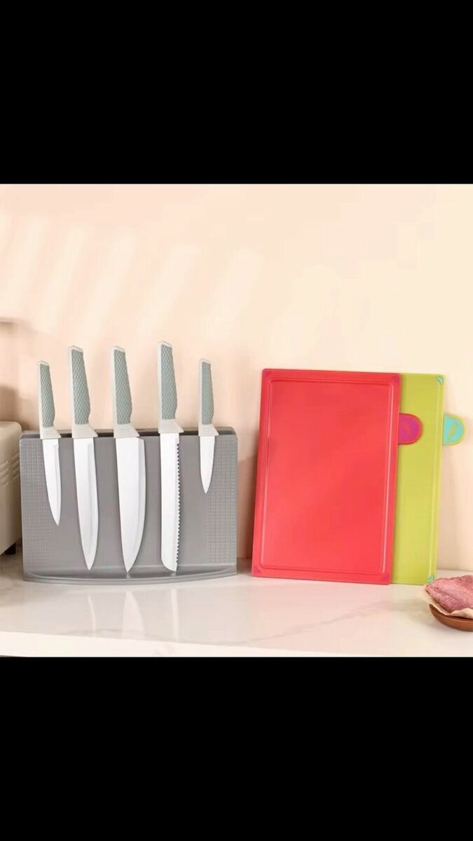 5-piece knife set with stand & chopping boards