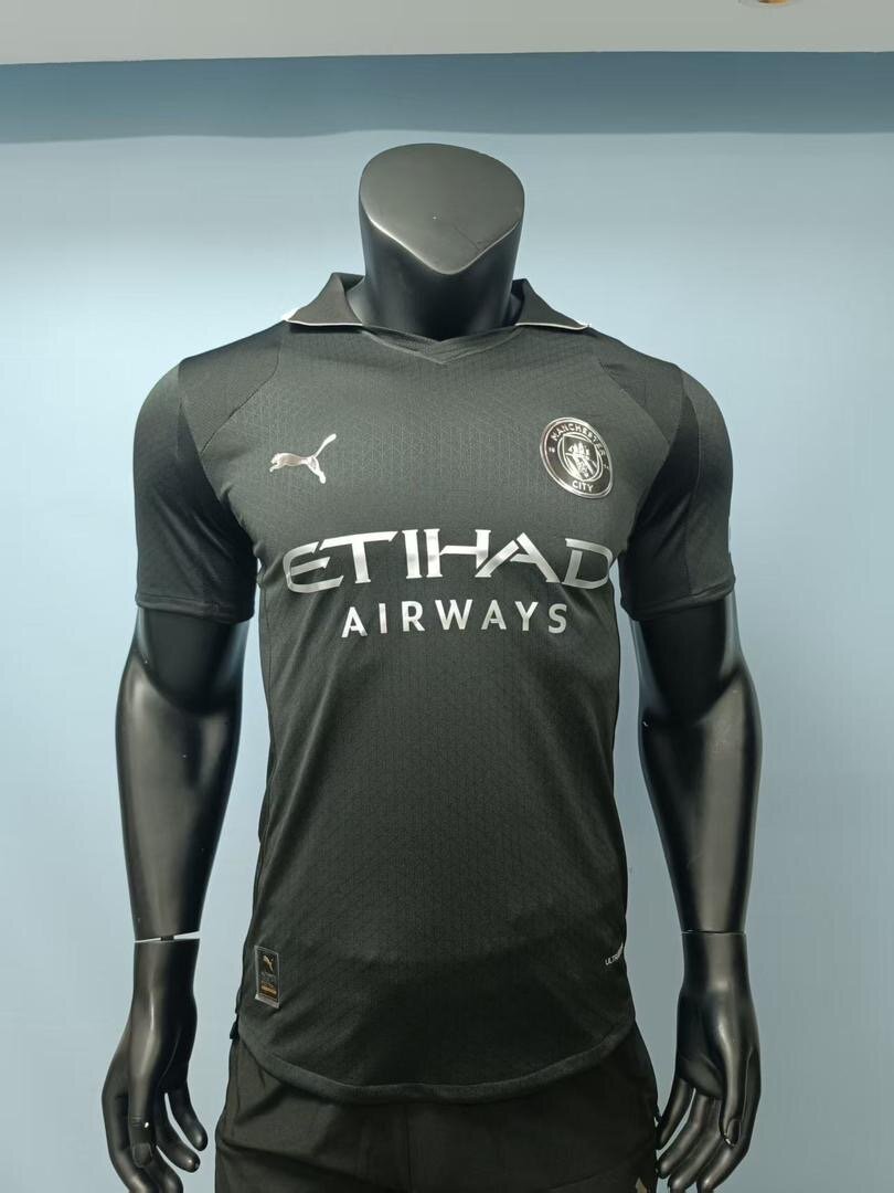 Maillot de football noir