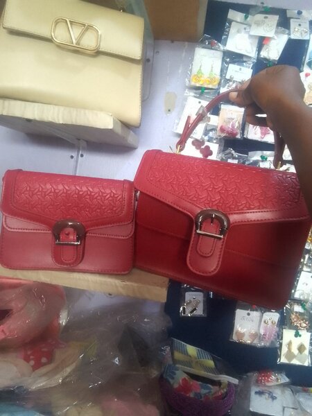 2 fashionable red bags