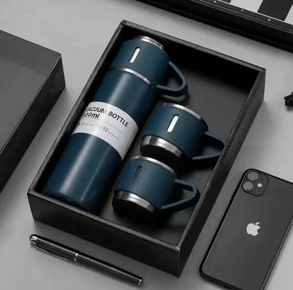 Set de Bouteilles Thermos et Tasses