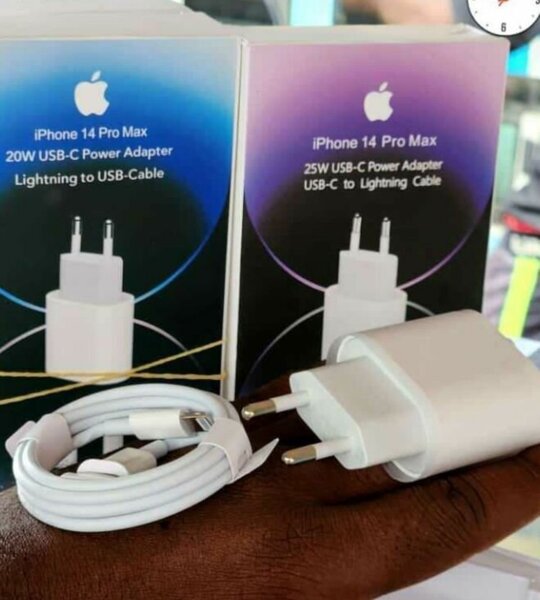 CHARGEURS IPHONE ET SAMSUNG