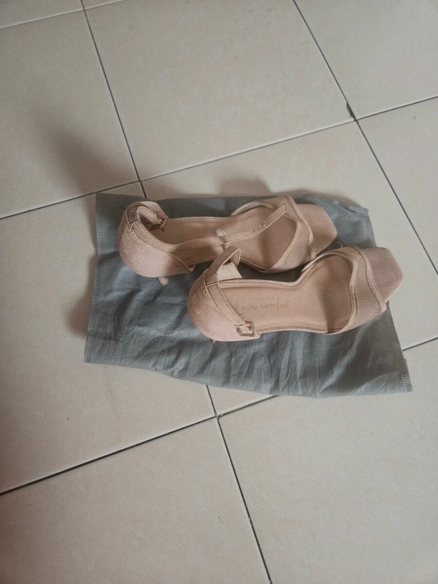 Sandales à talons élégantes