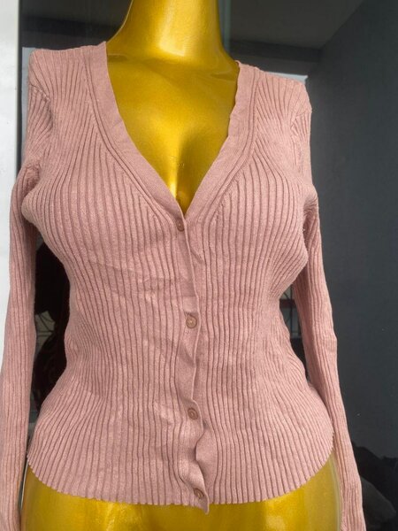 Gilet en maille côtelée femme