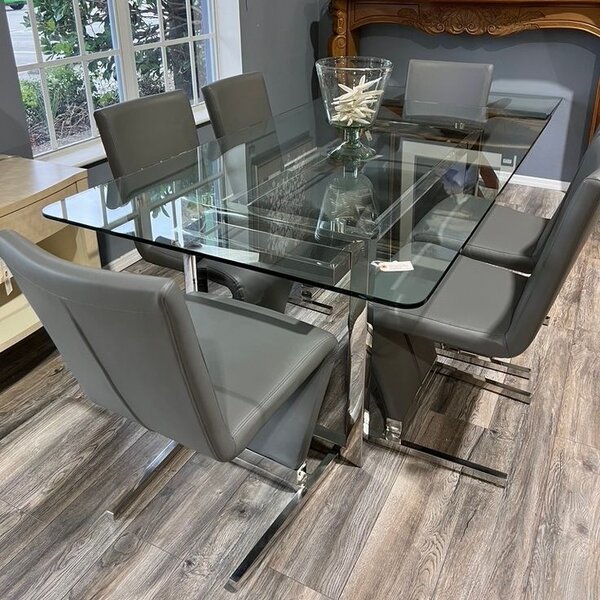 Table à manger en verre moderne