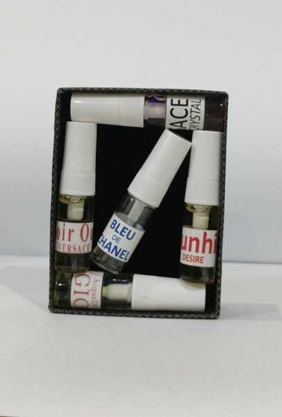 Pack of 5 branded perfume testers