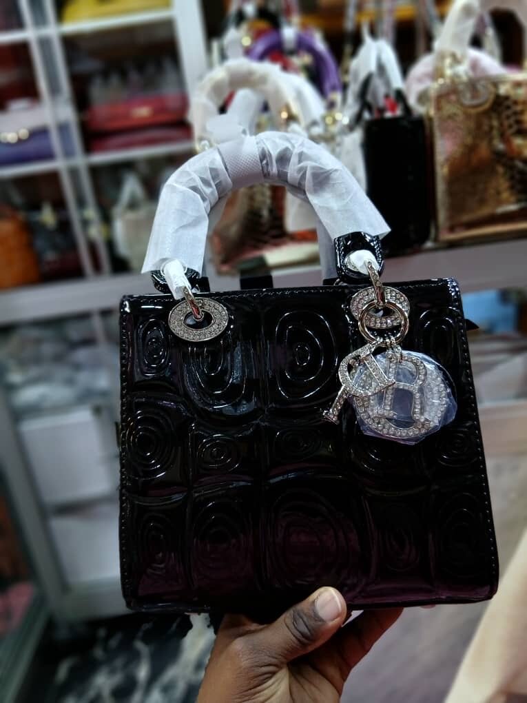 Sac à main élégant en cuir