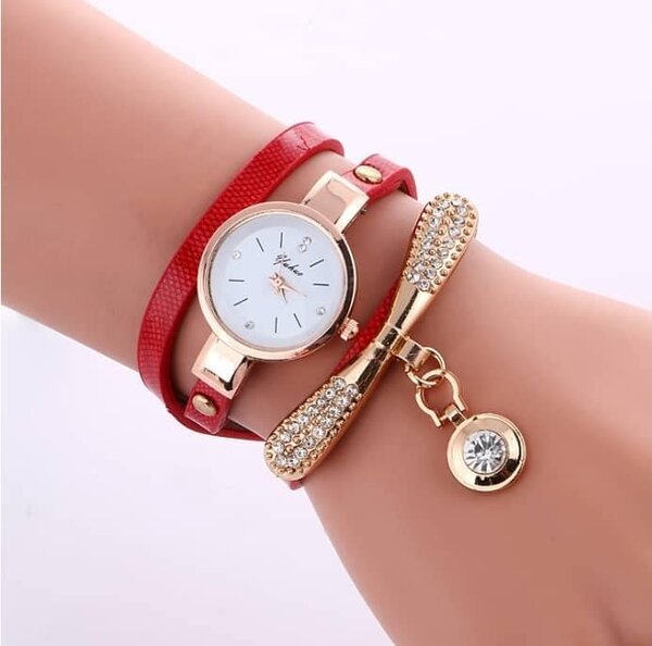 Ensembles montre jaule et bracelets rouge