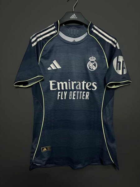 Maillot Real Madrid extérieur