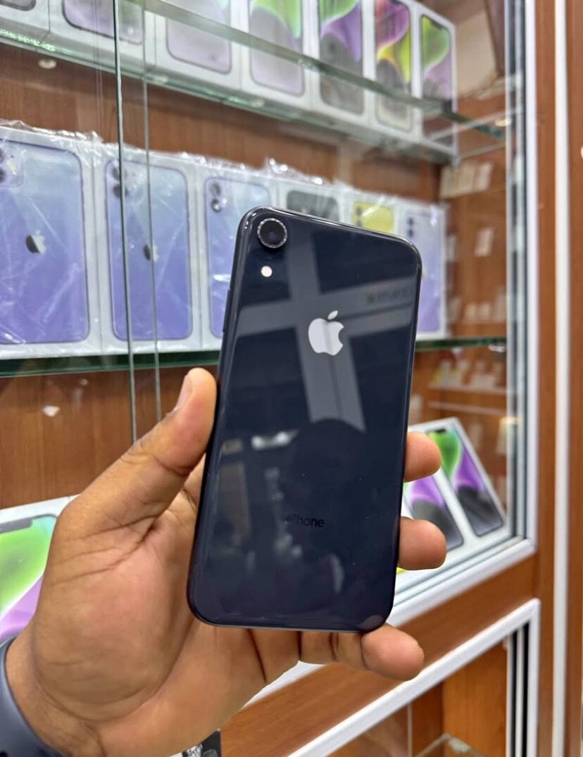 iPhone XR - 64 Go - Noir