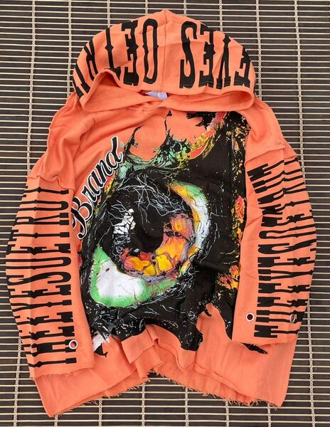 Sweat-shirt à capuche style streetwear