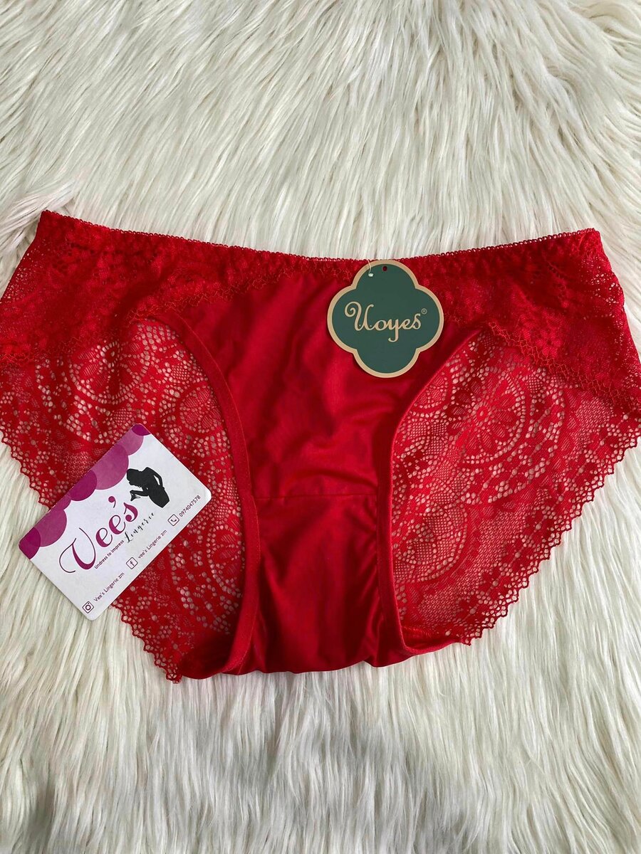 Strings et culottes pour femmes