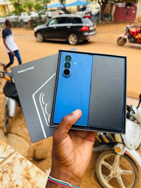 Samsung Galaxy Z Fold 7 neuf