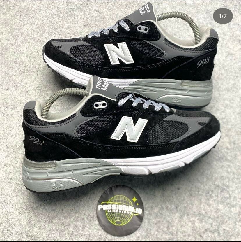 NEW BALANCE 993