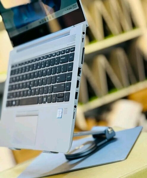 HP Laptop Ultrabook Modern
