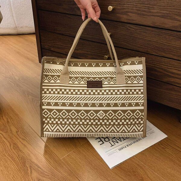 Sac à motifs géométriques