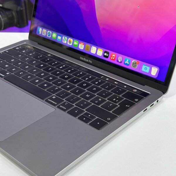 MacBook Pro 2022 | M2