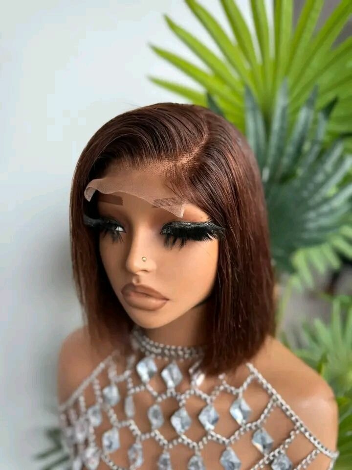 Perruque en dentelle bob chic