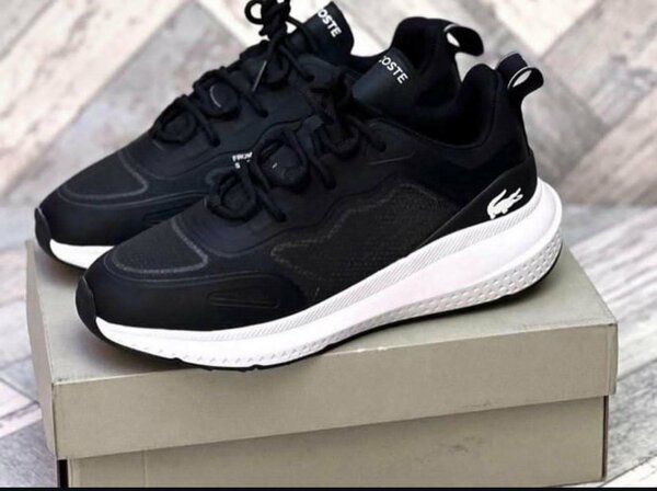 Baskets noires en cuir