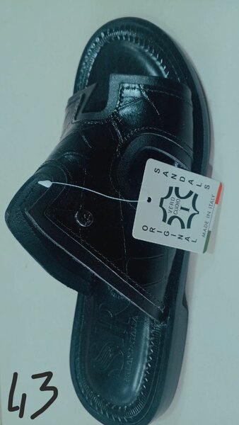 Chaussons cuir homme élégants