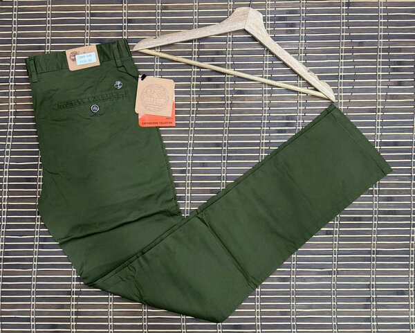 Pantalon slim vert kaki