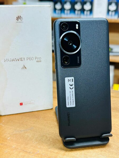 Huawei P60 Pro État propre Cap