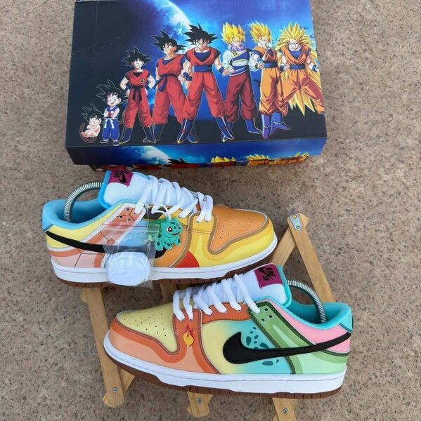 Sneakers multicolores animés