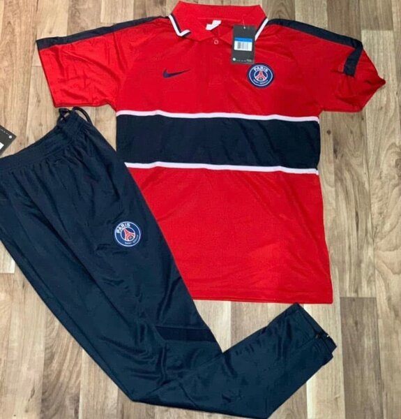 Tenue de Football Club