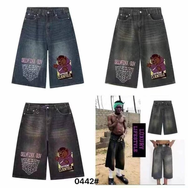 Shorts en jean motif graphique